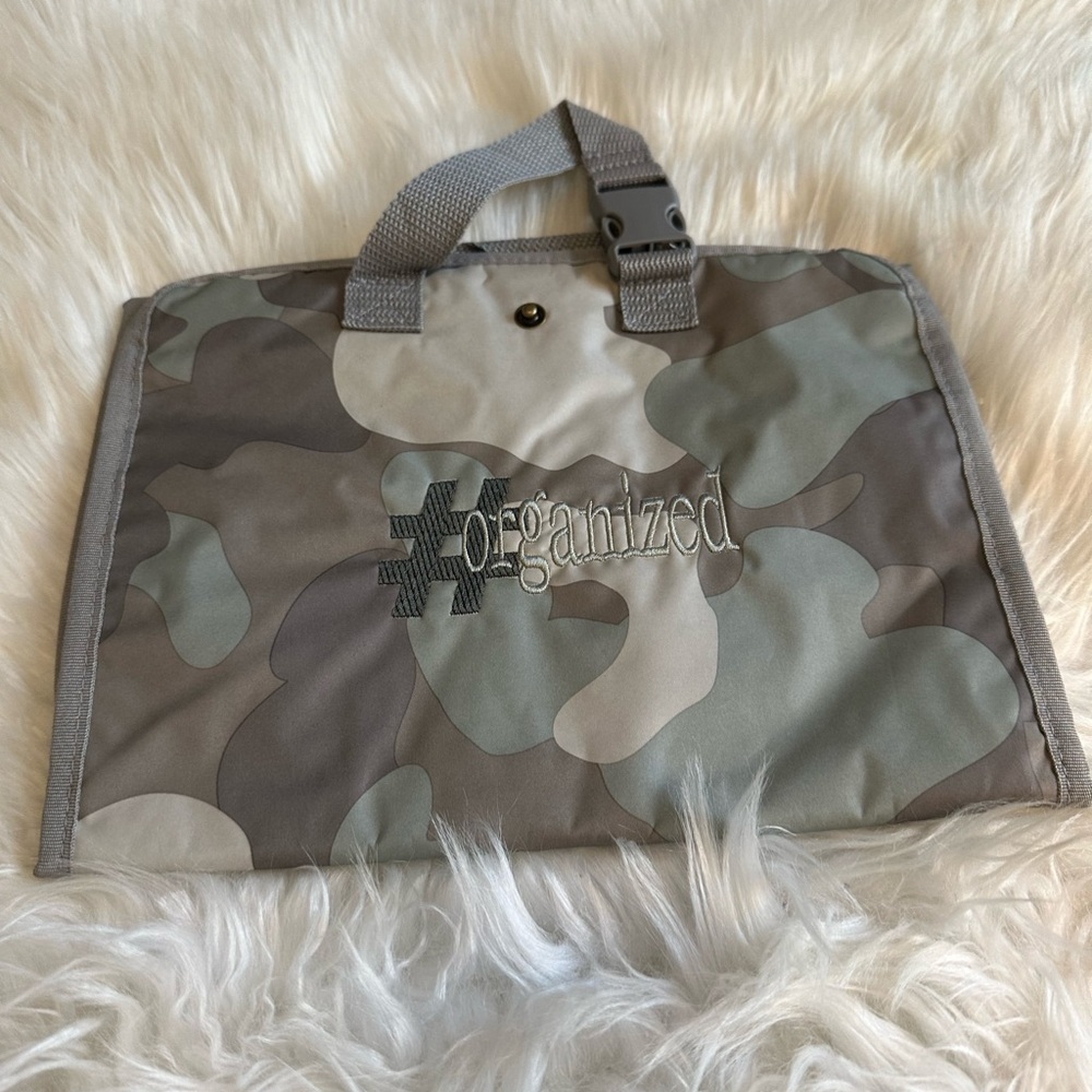 Thirty-one Camouflage Hashtag Organizer Bag